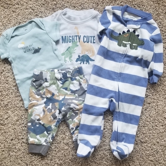 Baby Boy's 6M 4PC Carter's Dinosaur Bundle. - Picture 1 of 1